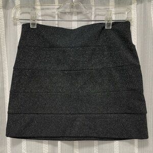 Windsor Mini Skirt Gray Black with Shimmer Size‎ M
